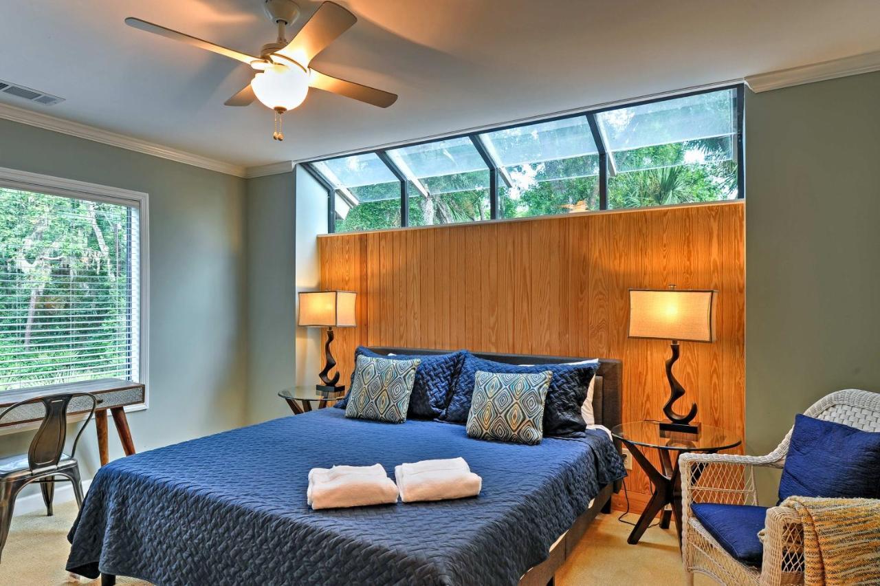 Updated Hilton Head Condo Balcony, Walk To Beach Hilton Head Island Exterior photo